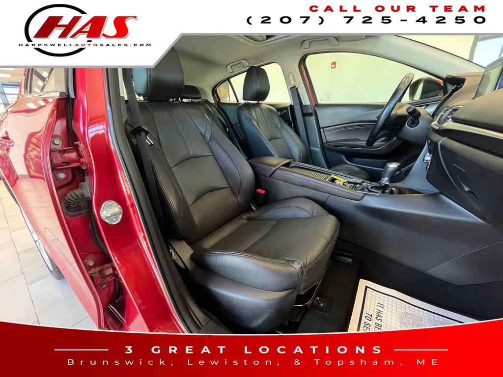 Used 2017 MAZDA MAZDA3 Grand Touring FWD image 11
