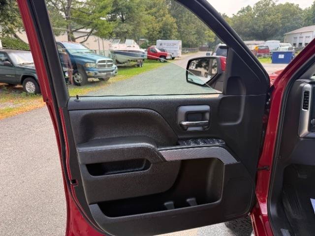 Used 2018 Chevrolet Silverado 1500 LT w/ All Star Edition AWD/4WD image 18