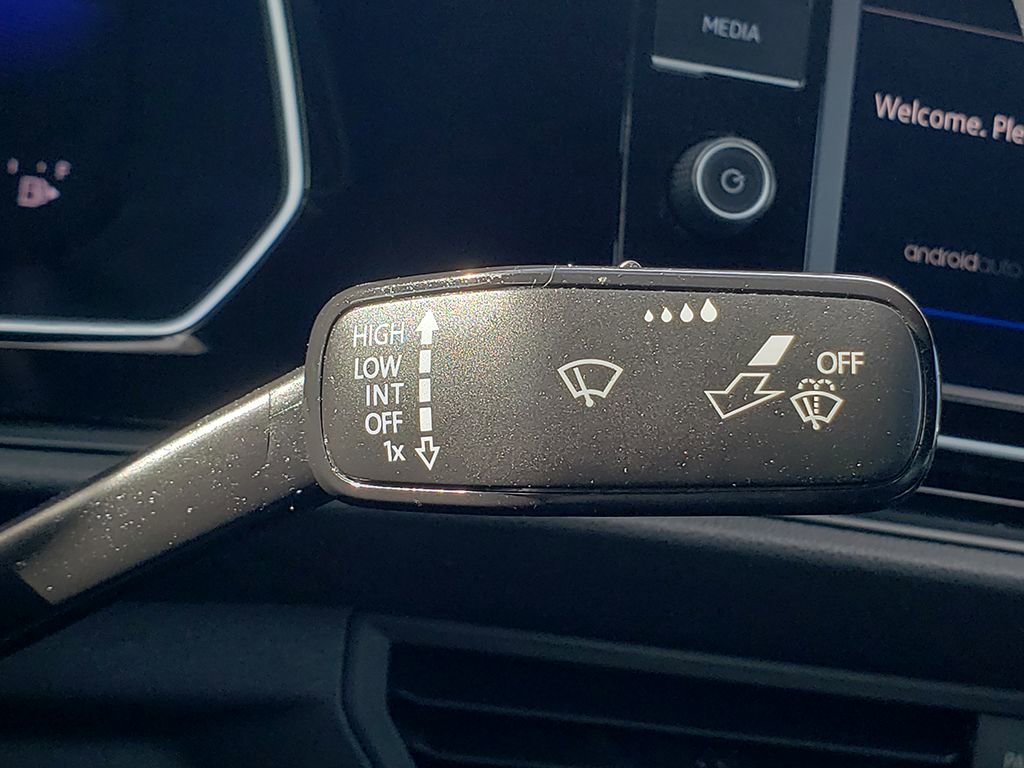 Used 2022 Volkswagen Jetta Sport image 29