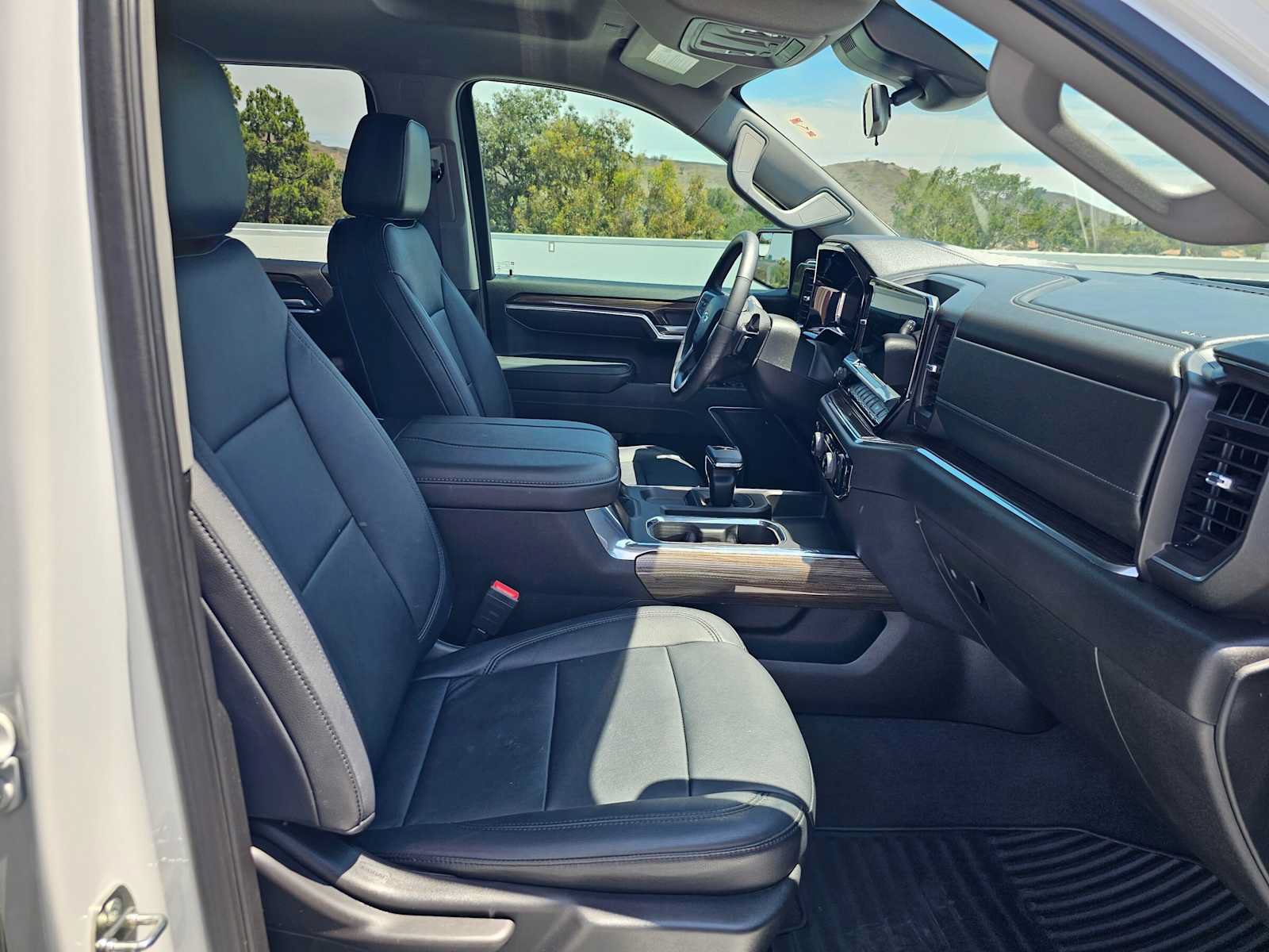 Used 2023 Chevrolet Silverado 1500 RST RWD image 10