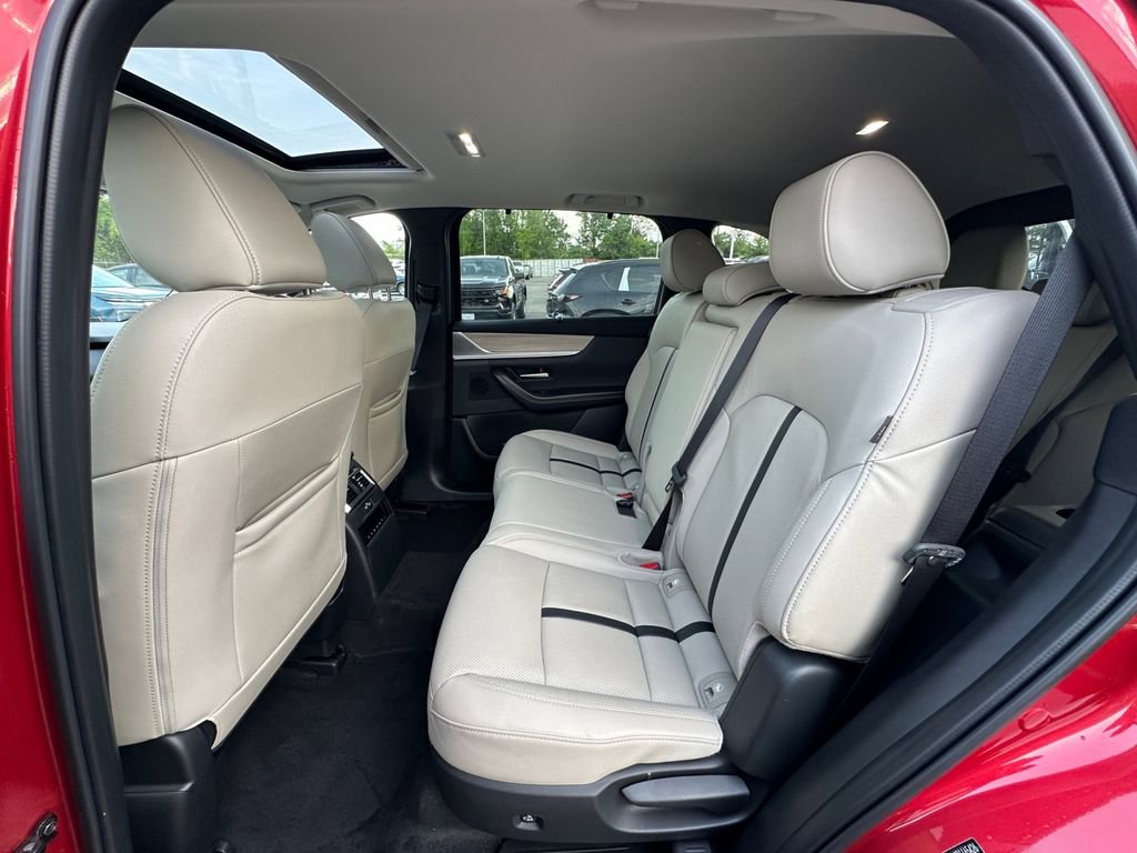 Used 2024 MAZDA CX-90 Plug-In Hybrid w/ Preferred AWD/4WD image 24