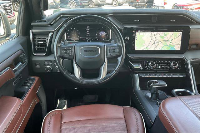 Used 2024 GMC Sierra 1500 Denali Ultimate image 9