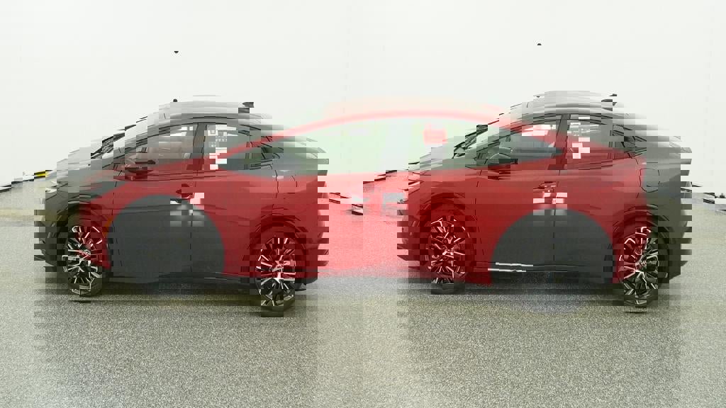 New 2026 Toyota Prius XLE image 3