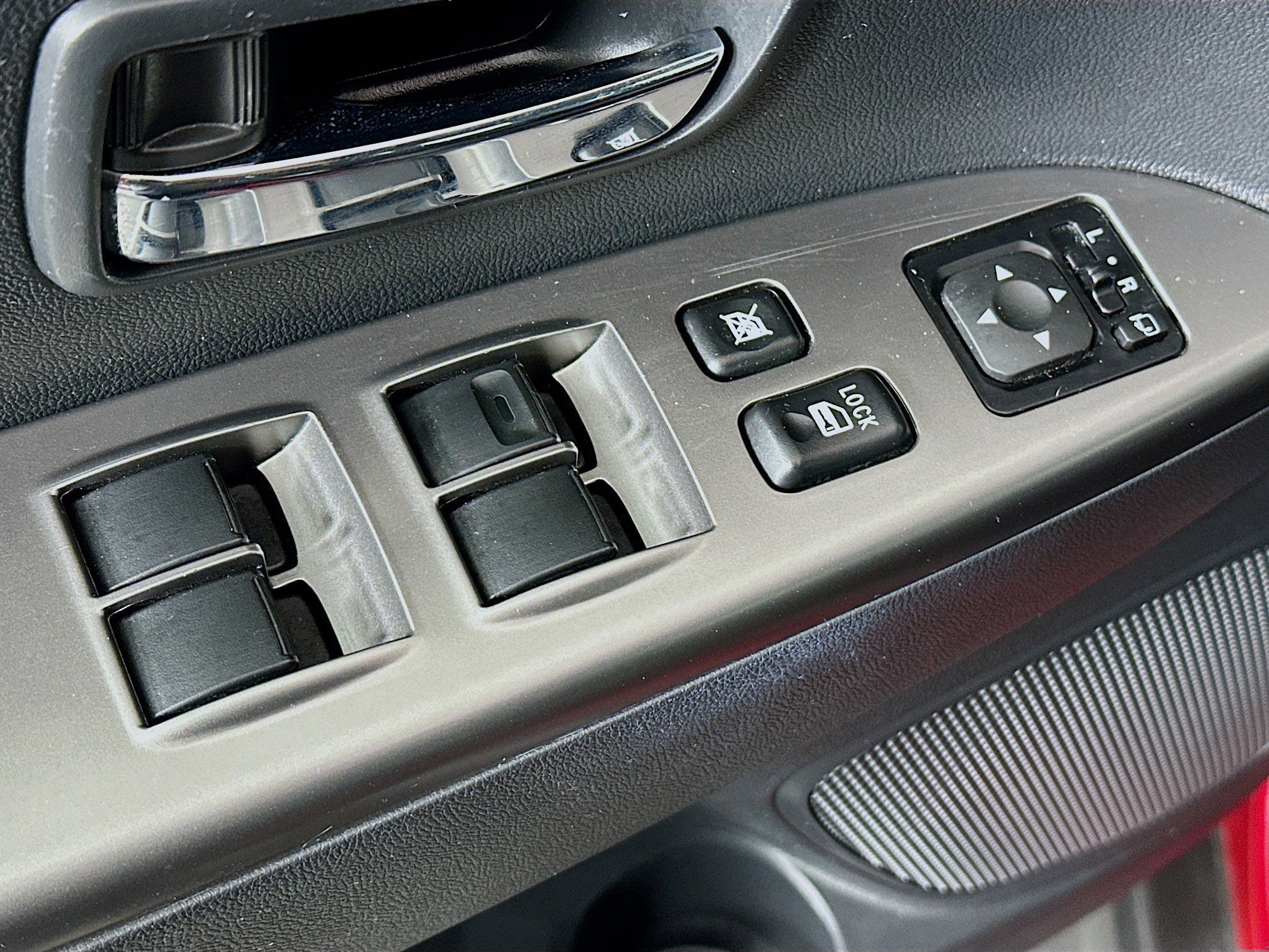 Used 2025 Mitsubishi Outlander Sport AWD image 15