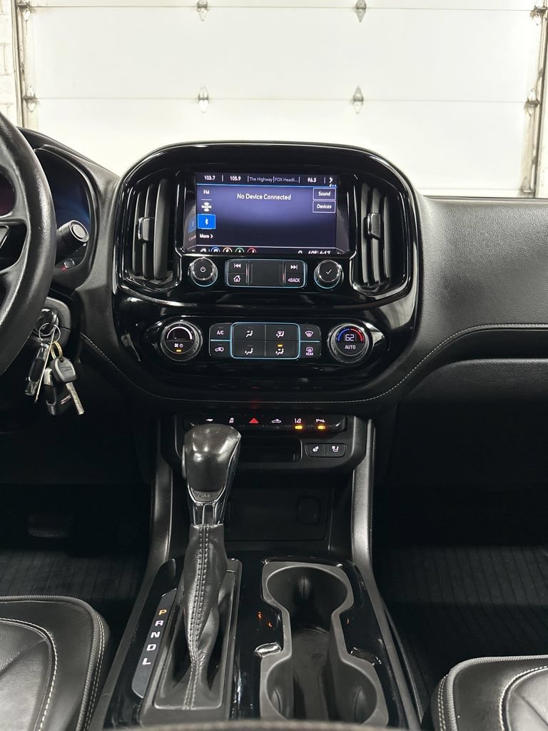 Used 2022 GMC Canyon Denali w/ Denali Black Edition Package AWD/4WD image 24