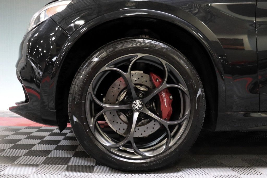 Used 2022 Alfa Romeo Stelvio Quadrifoglio w/ Active Assist Plus Package AWD/4WD image 82