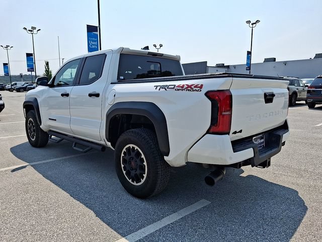 Used 2024 Toyota Tacoma TRD Off-Road w/ TRD Off Road Upgrade Package AWD/4WD image 7