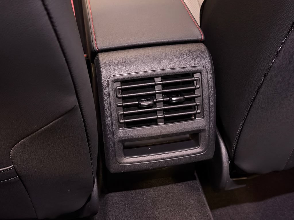 New 2026 Volkswagen GTI SE FWD image 25