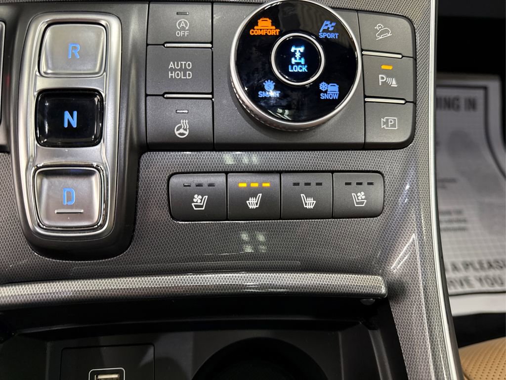 Used 2023 Hyundai Santa Fe Calligraphy image 33