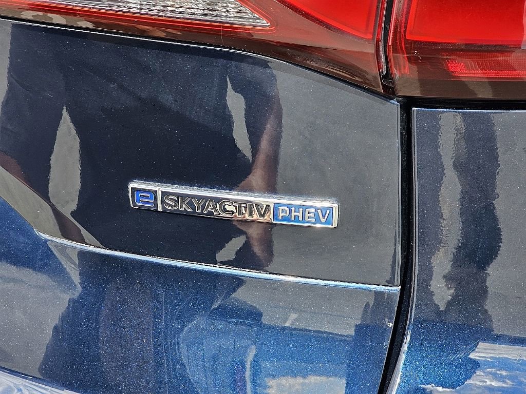 Certified 2024 MAZDA CX-90 Plug-In Hybrid w/ Preferred image 15