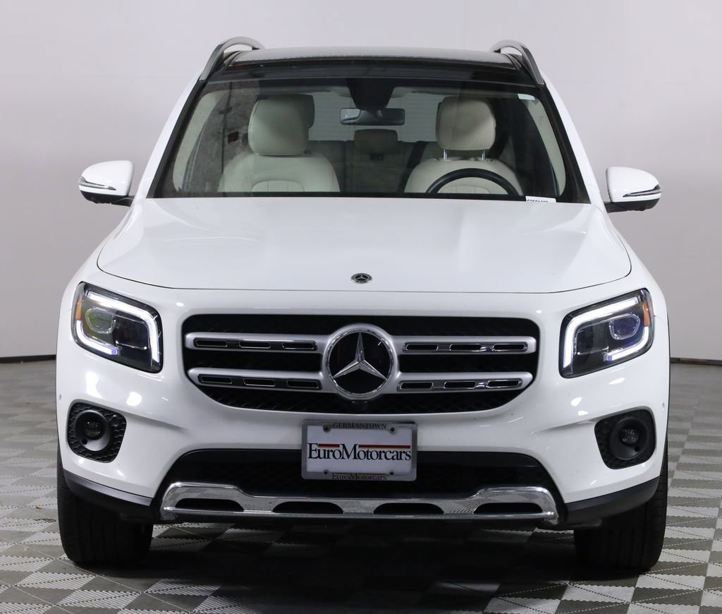 Used 2023 Mercedes-Benz GLB 250 image 2