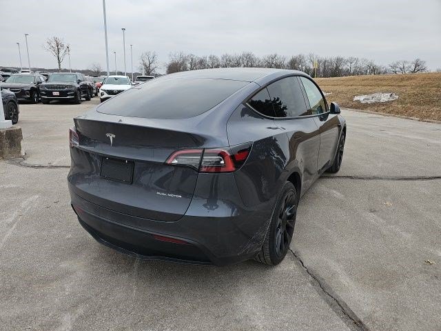 Used 2021 Tesla Model Y Long Range image 6