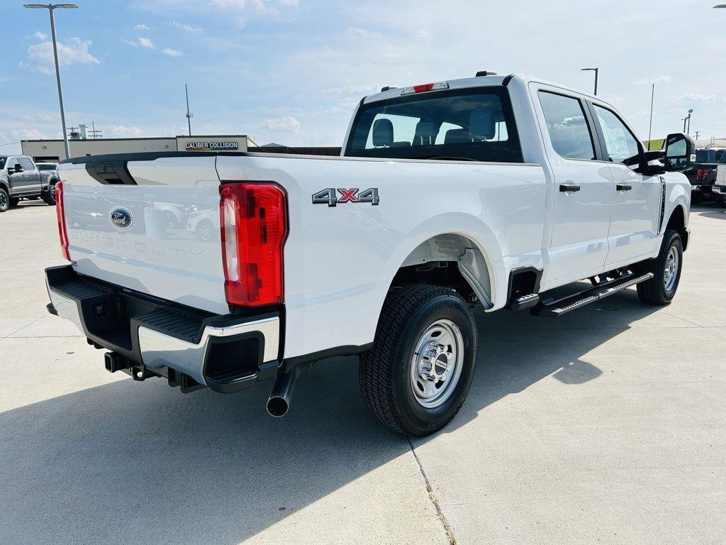 New 2026 Ford F250 XL w/ XL Chrome Package image 31