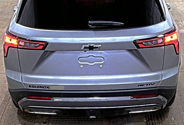 Used 2026 Chevrolet Equinox ACTIV image 10