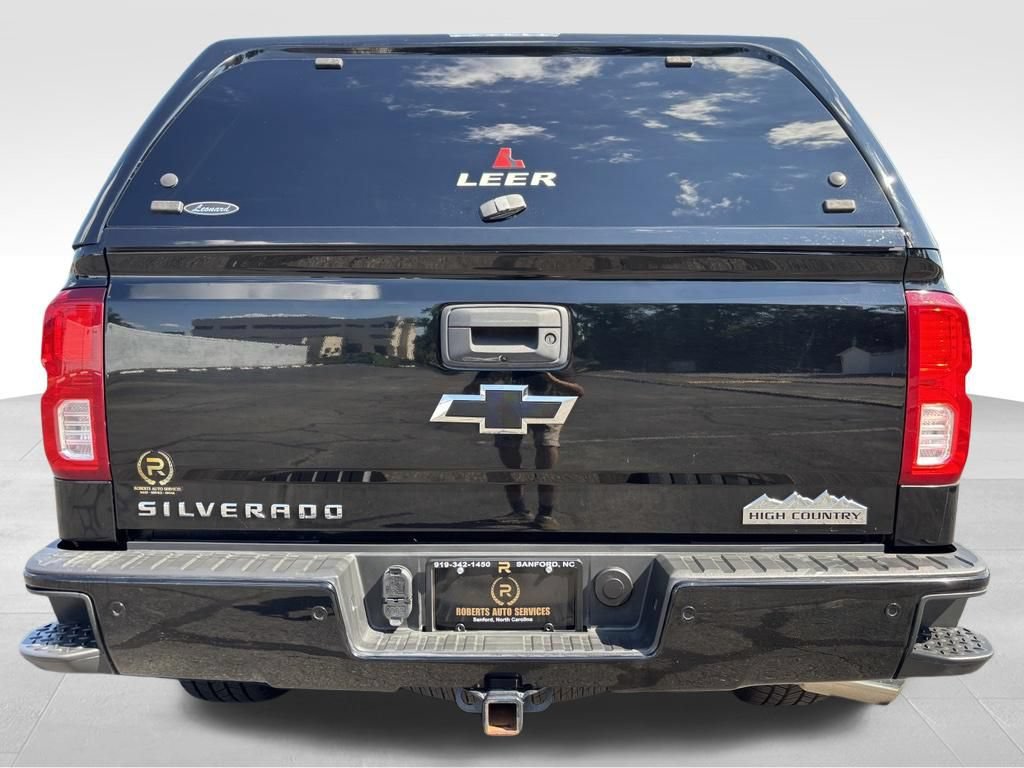 Used 2017 Chevrolet Silverado 1500 High Country AWD/4WD image 4