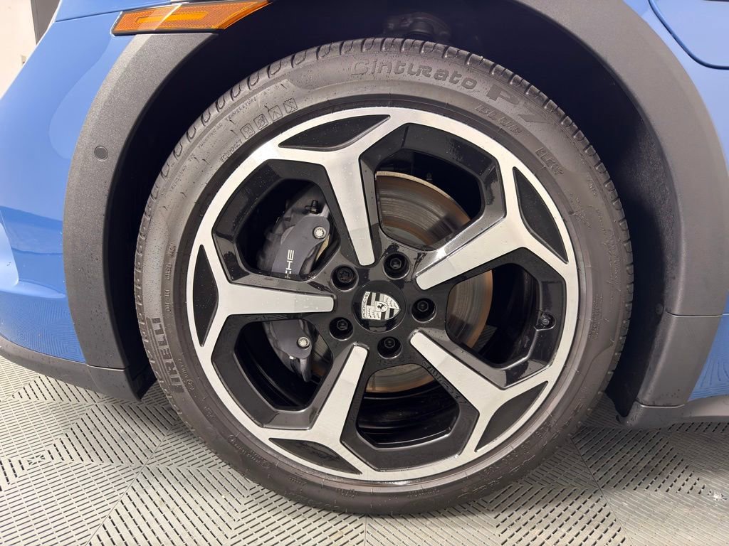 Certified 2025 Porsche Taycan 4 Cross Turismo AWD/4WD image 9