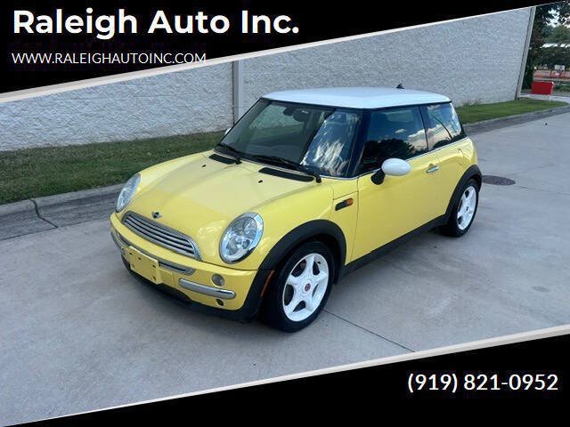 Used 2004 MINI Cooper Hardtop FWD image 1