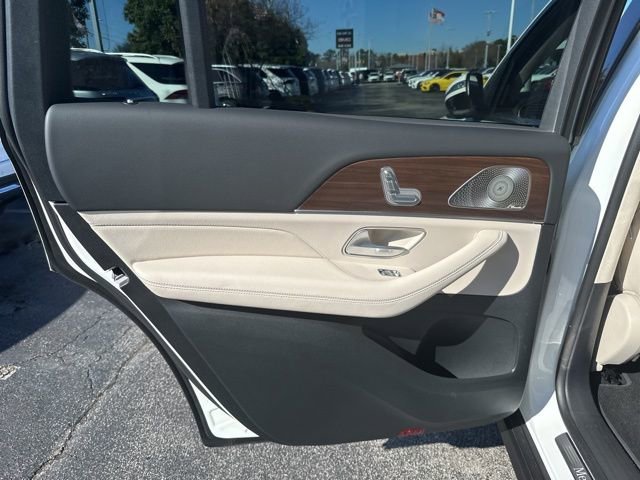 Certified 2025 Mercedes-Benz GLS 450 4MATIC image 24