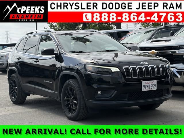 Used 2019 Jeep Cherokee Latitude Plus w/ Comfort/Convenience Group