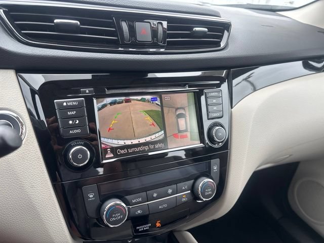 Used 2022 Nissan Rogue Sport SL FWD image 31
