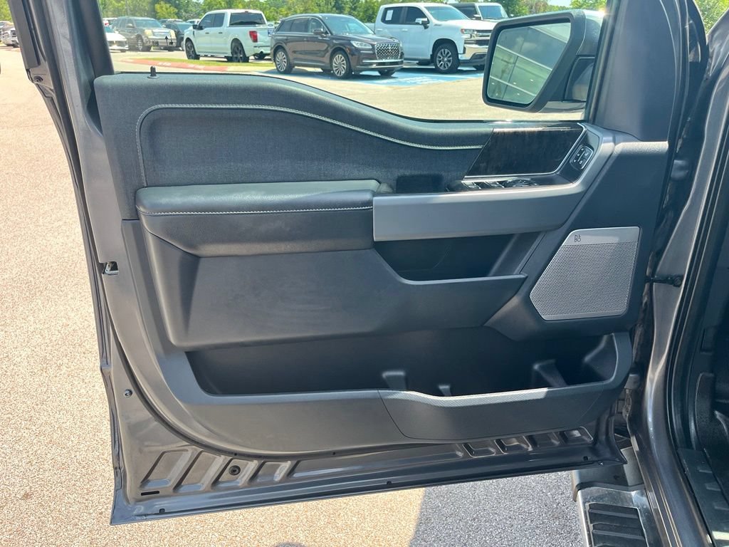 Used 2022 Ford F150 Lariat AWD/4WD image 11