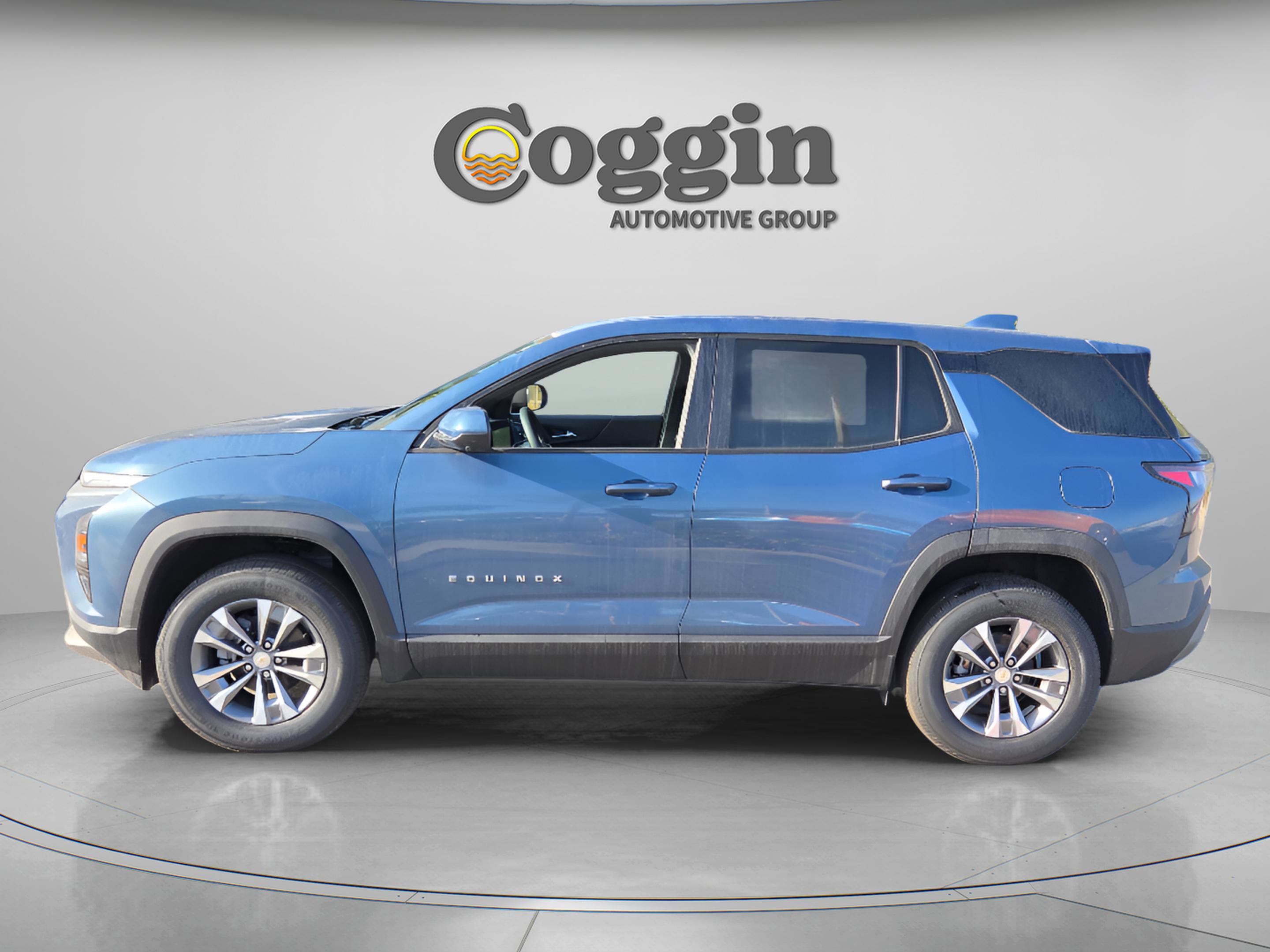 New 2026 Chevrolet Equinox LT image 2