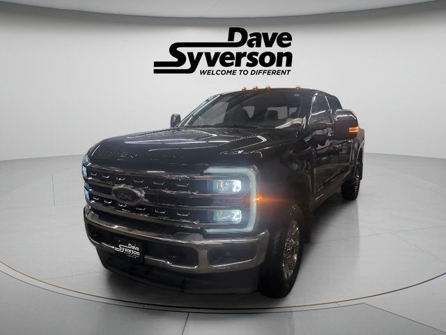 New 2026 Ford F350 Lariat w/ Lariat Ultimate Package
