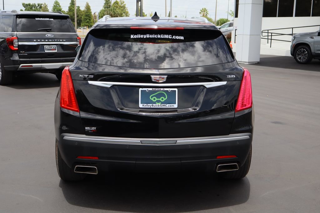 Used 2018 Cadillac XT5 FWD image 8