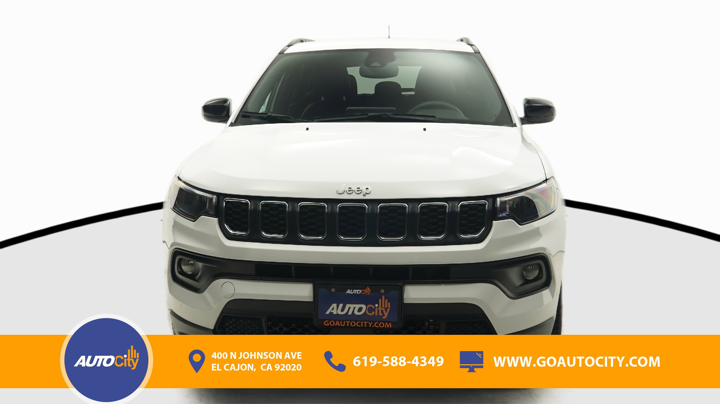 Used 2024 Jeep Compass Latitude AWD/4WD image 4