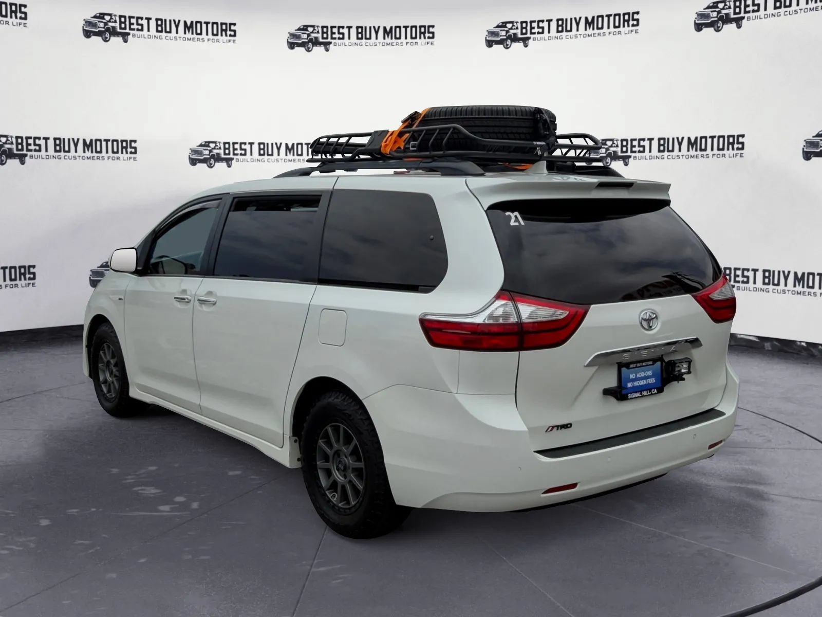 Used 2019 Toyota Sienna Limited Premium w/ Carpet Mat Package AWD/4WD image 6