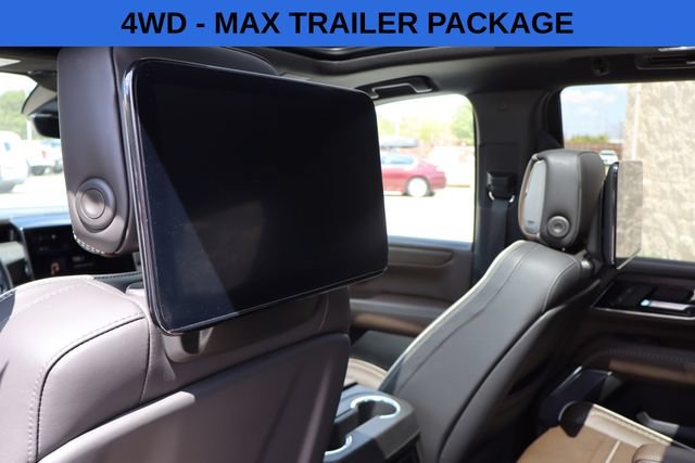 Used 2025 GMC Yukon Denali Ultimate AWD/4WD image 9
