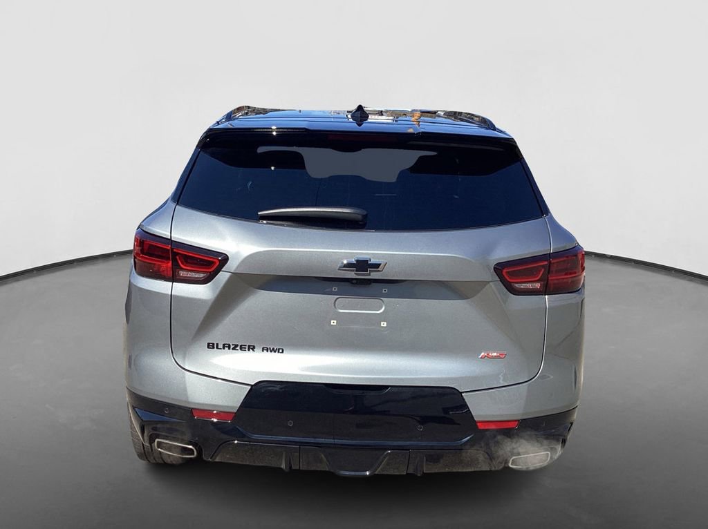 Used 2023 Chevrolet Blazer RS w/ Driver Confidence II Package image 6