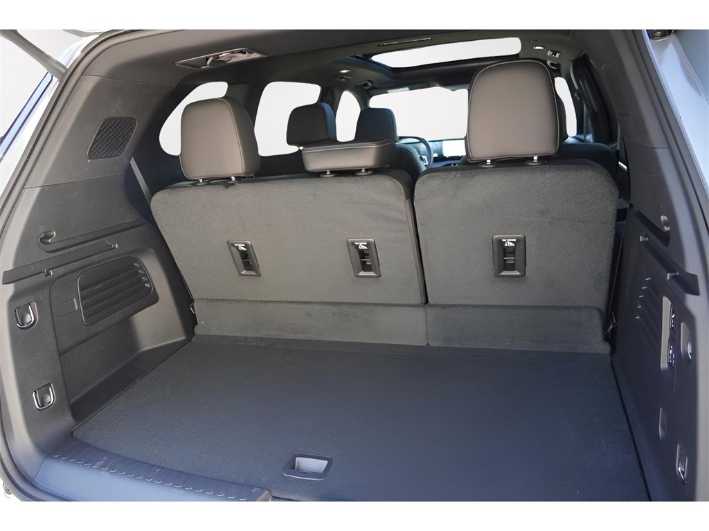 New 2026 Buick Enclave Avenir image 30