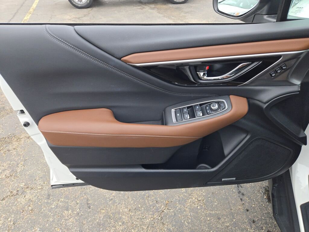 Certified 2021 Subaru Outback Touring w/ Popular Package #2 image 16