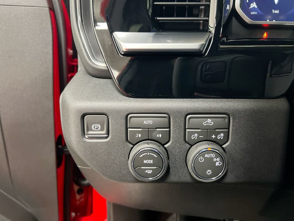 New 2026 Chevrolet Silverado 1500 LT w/ All Star Edition Plus AWD/4WD image 19