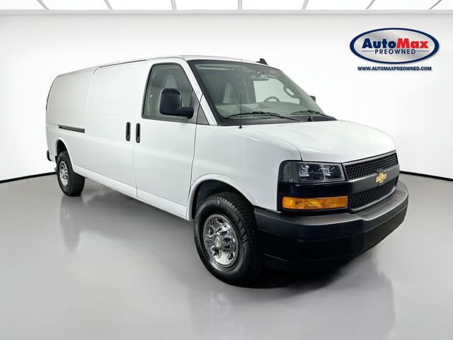 Used 2024 Chevrolet Express 3500 Extended w/ Driver Convenience Package RWD video 1