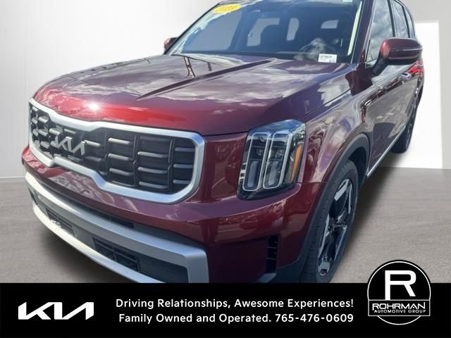 Used 2023 Kia Telluride S w/ S Sunroof Package