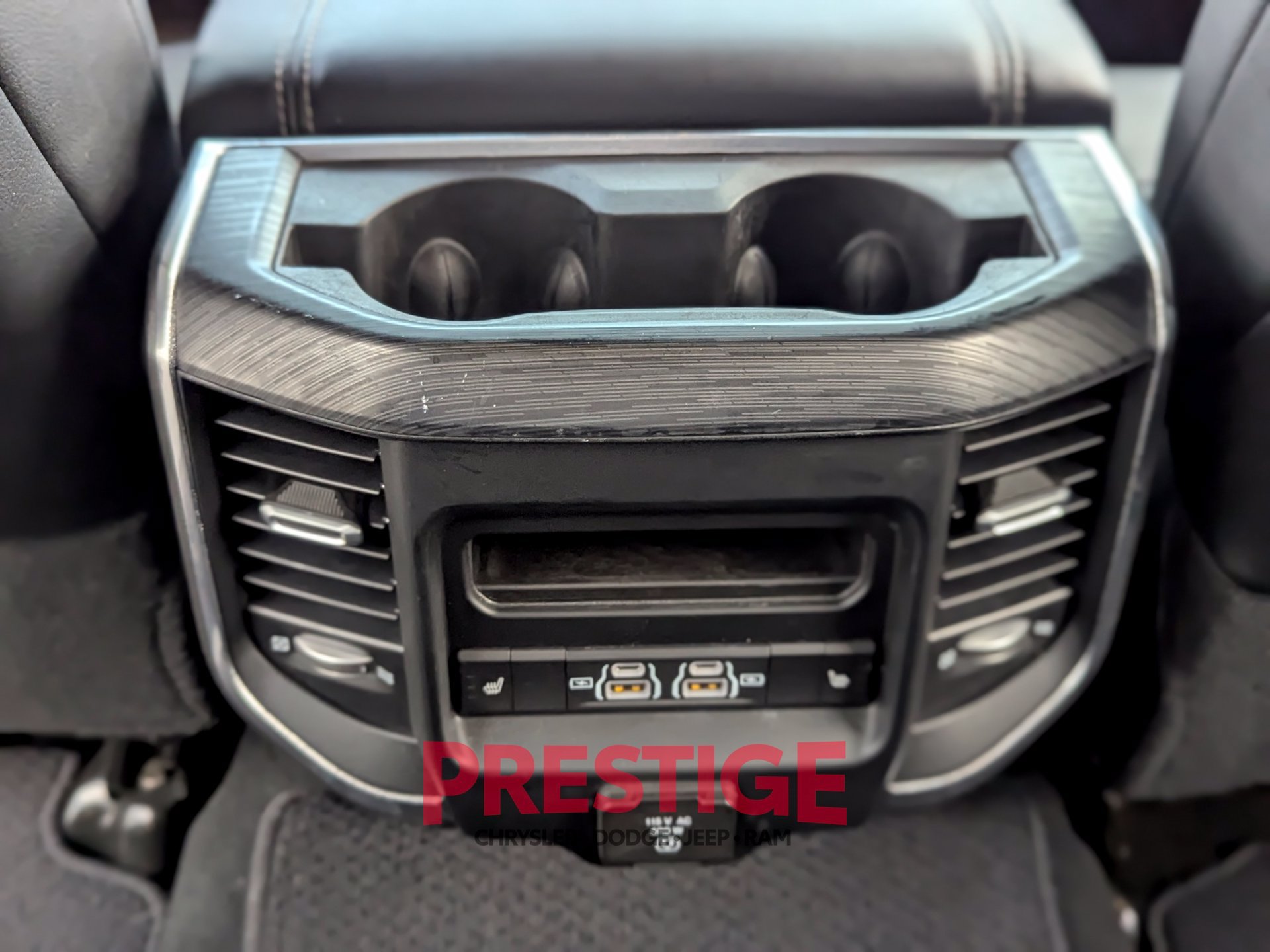 Used 2023 RAM 3500 Laramie AWD/4WD image 34
