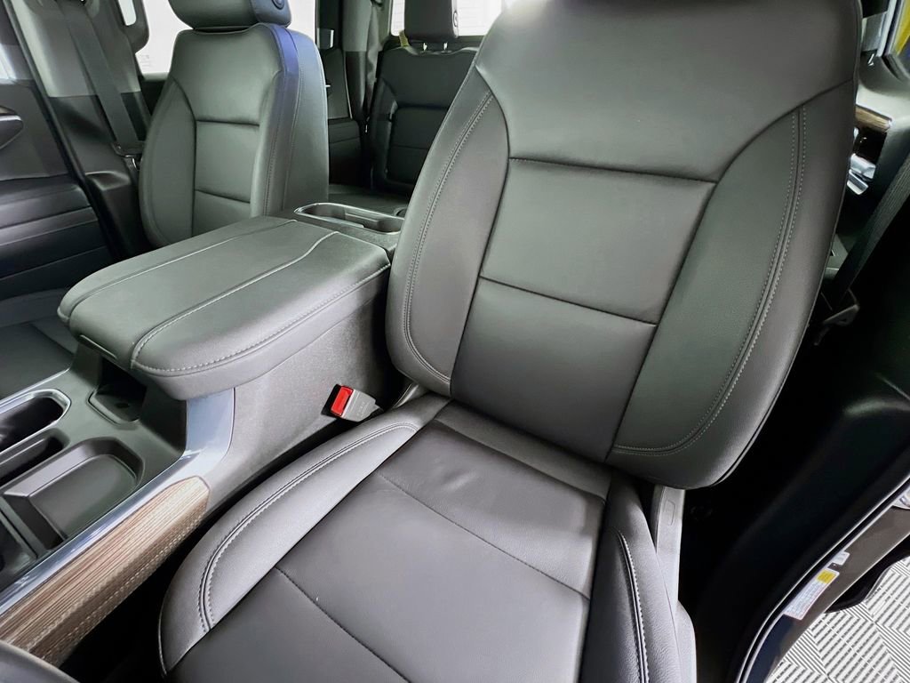 New 2026 Chevrolet Silverado 1500 RST w/ Redline Edition image 22