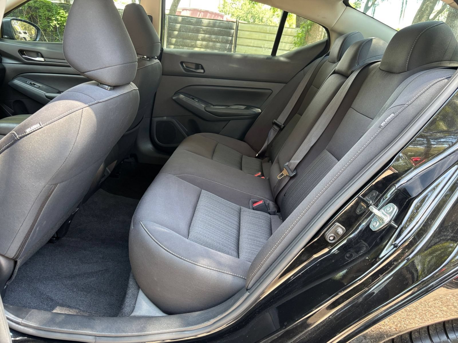 Used 2025 Nissan Altima 2.5 SV FWD image 25