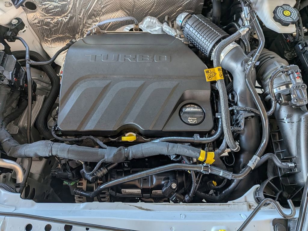 Used 2025 Chevrolet Trax LS image 35