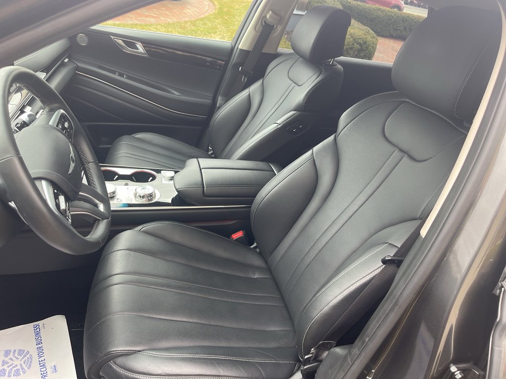 Used 2025 Genesis GV80 2.5T Standard image 15