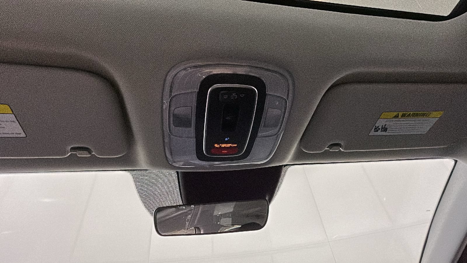 Certified 2024 Hyundai Elantra SEL w/ Convenience Package FWD image 31
