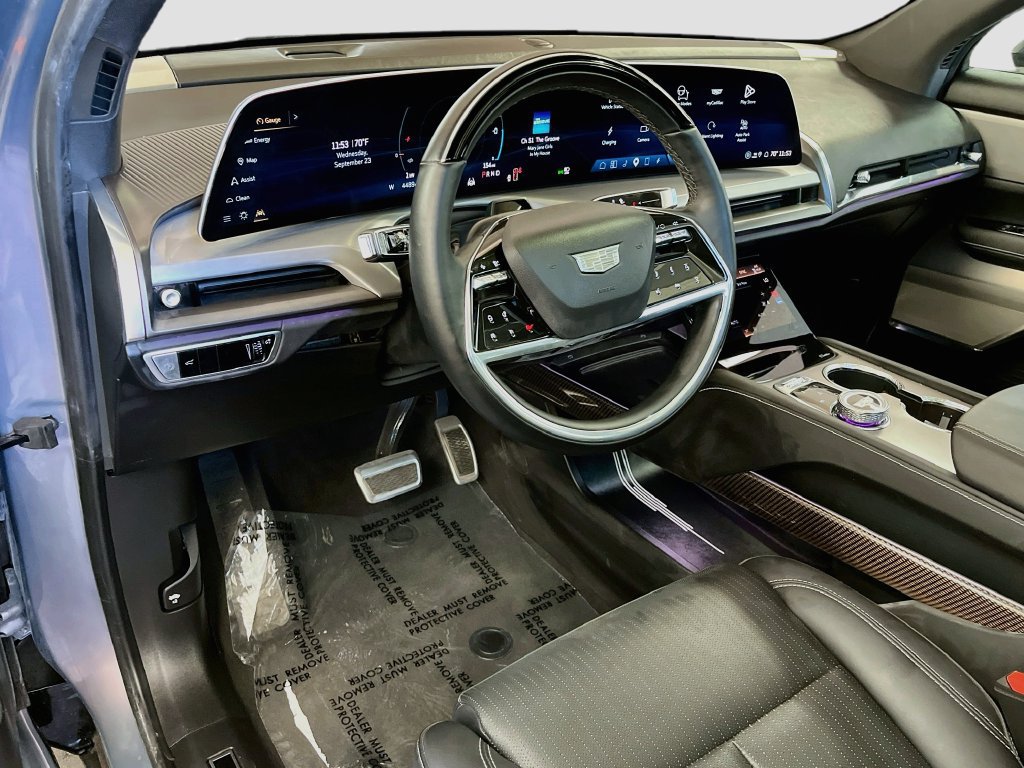 Used 2026 Cadillac Vistiq Luxury AWD/4WD image 9