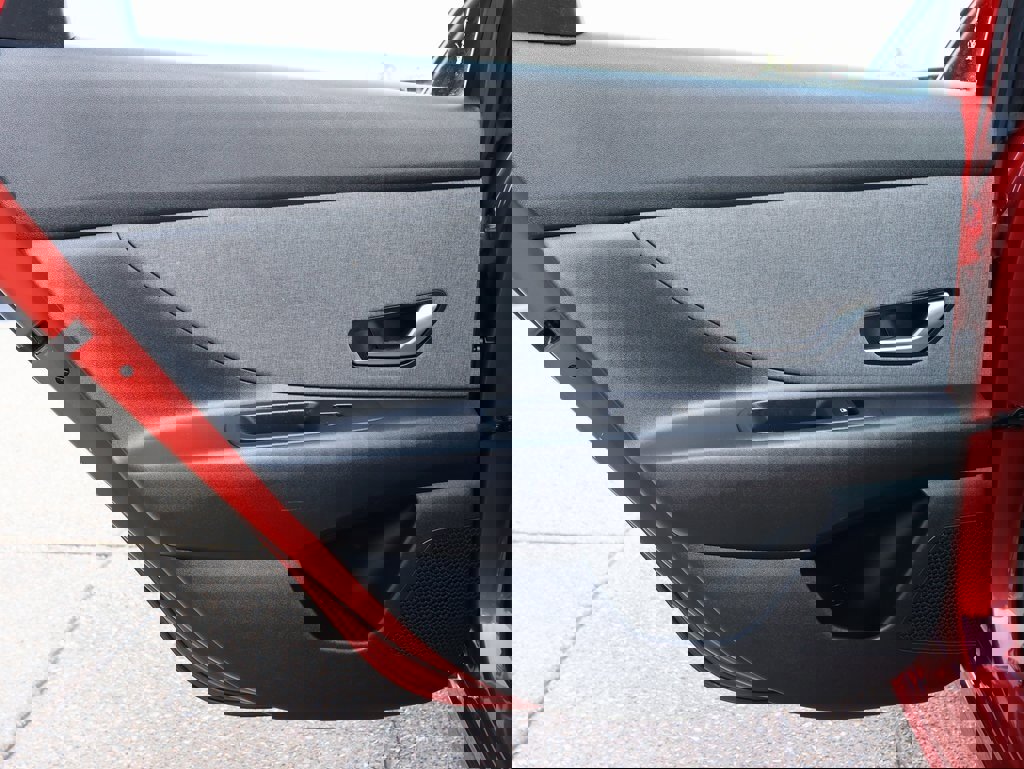 Certified 2022 Hyundai Elantra Limited image 17