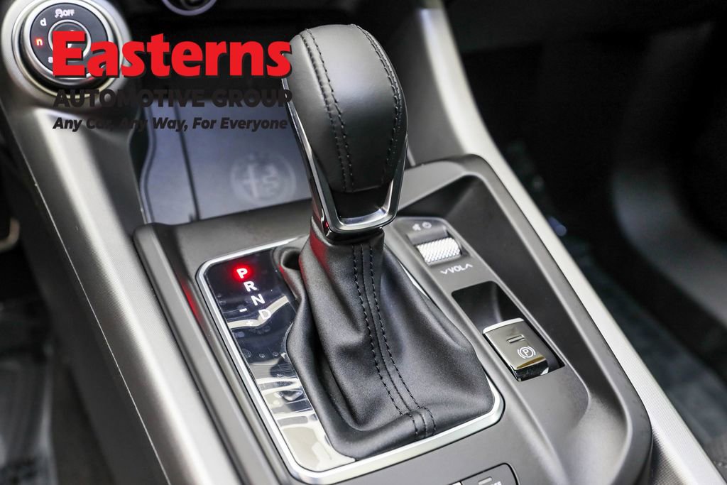 Used 2024 Alfa Romeo Tonale Veloce w/ Active Assist Package image 13