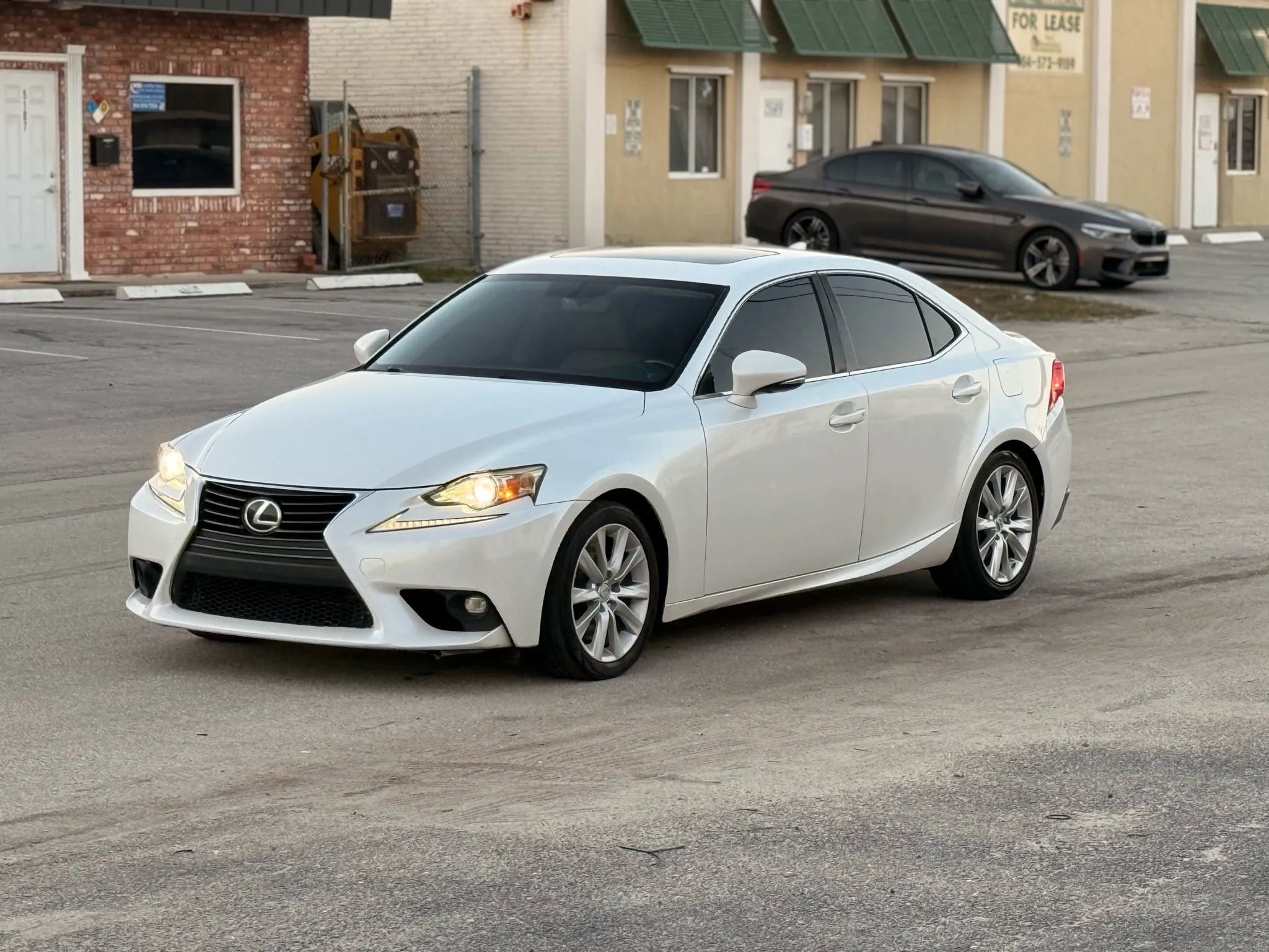 Used 2016 Lexus IS 200t image 3