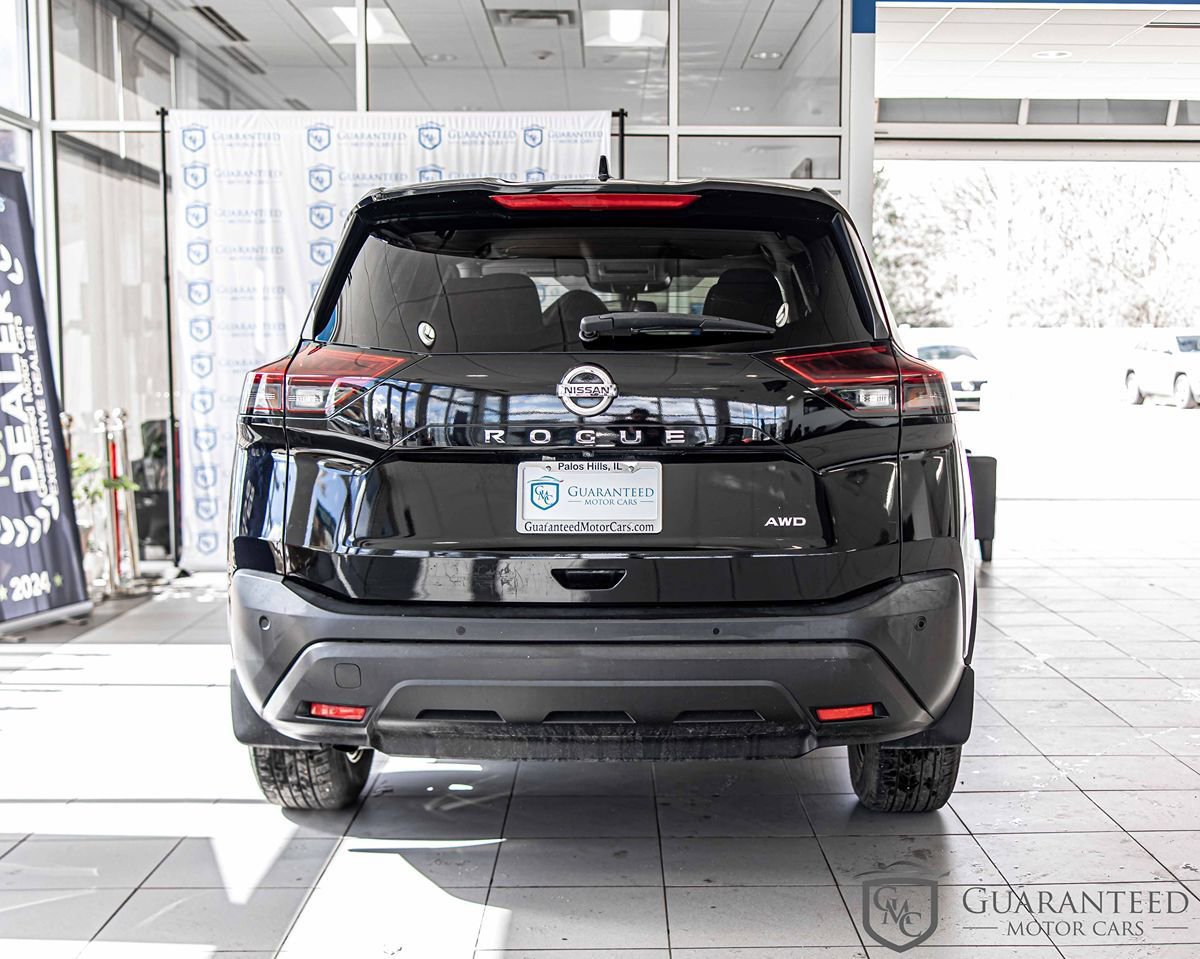 Used 2021 Nissan Rogue S AWD/4WD image 14