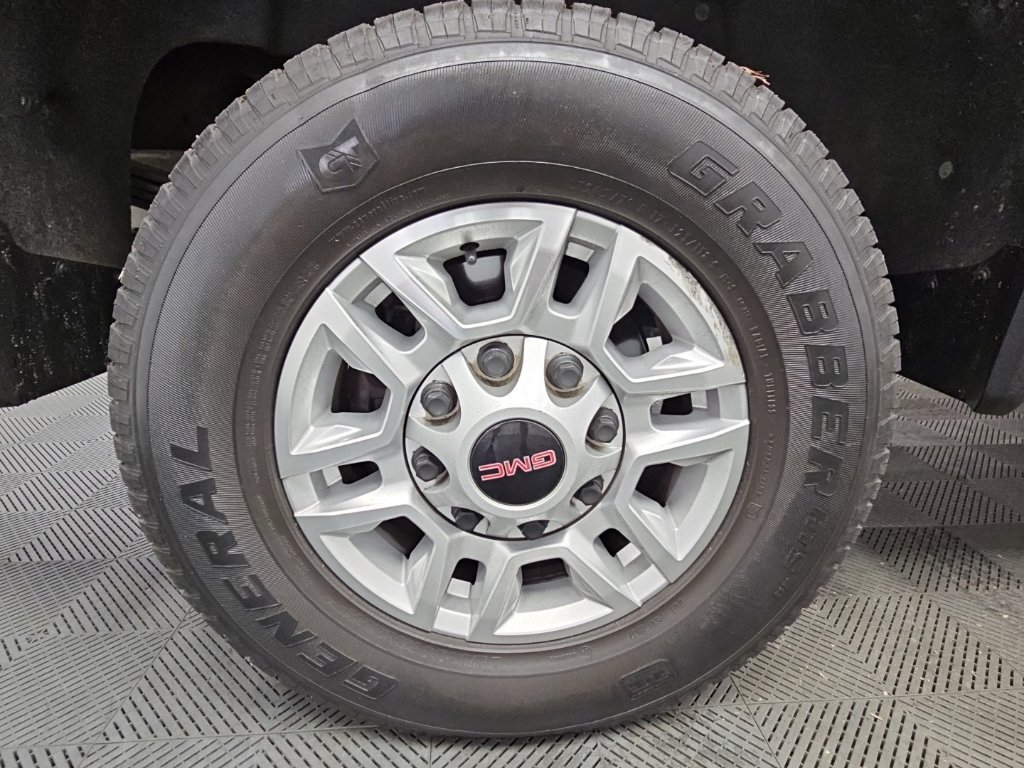 Used 2022 GMC Sierra 2500 SLE w/ SLE Convenience Package AWD/4WD image 46