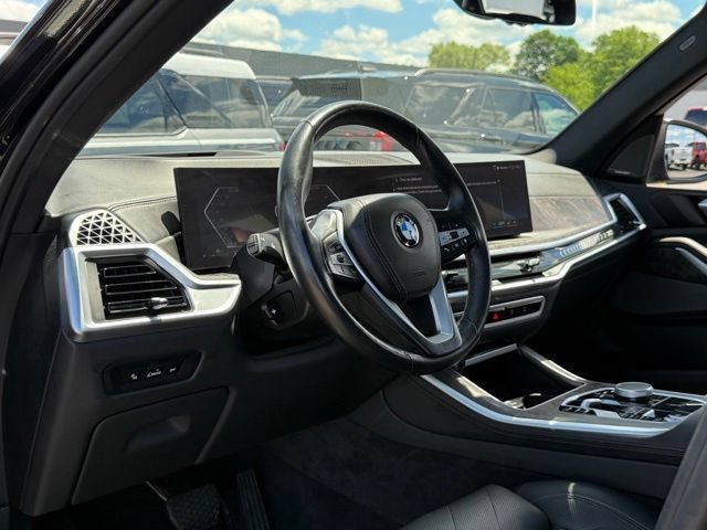 Used 2024 BMW X5 xDrive40i w/ Premium Package AWD/4WD image 17